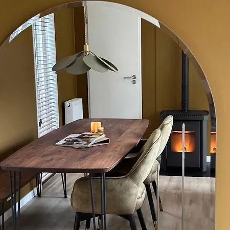 Holiday home Boshuis Buiten - Houten Huis In Veluwse Bos Met Haard & Buitenbad