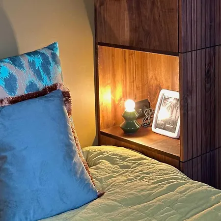 Holiday home Boshuis Buiten - Houten Huis In Veluwse Bos Met Haard & Buitenbad