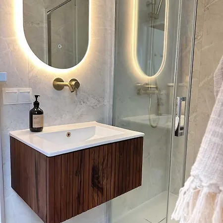 Summ - Luxe Tiny Boutique Veluwe