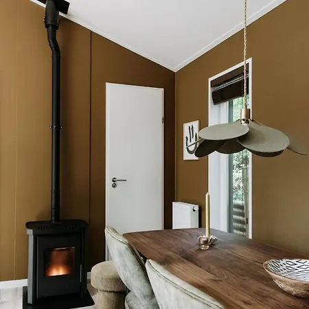 Boshuis Buiten - Houten Huis In Veluwse Bos Met Haard & Buitenbad Holiday home