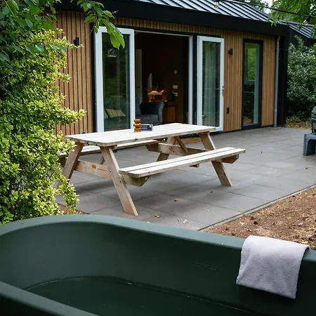 Boshuis Buiten - Houten Huis In Veluwse Bos Met Haard & Buitenbad Holiday home